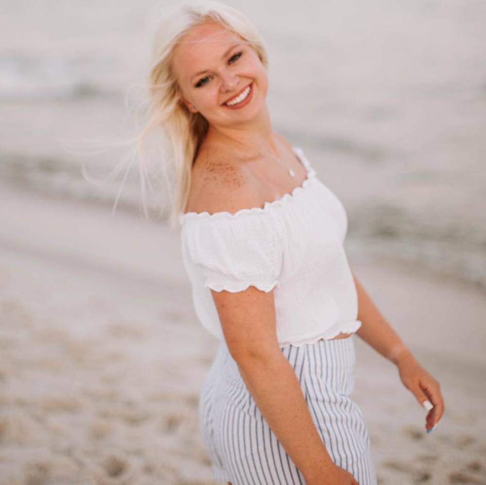 Meet your Posher, Madie